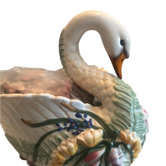 Vintage Fitz & Flyod Swan Ceramic Potpourri/ Cancel holder